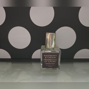 2/$30✨️Sand + Fog Raspberry & Cream✨️